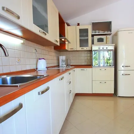 Ljiljanka 1 Apartment Crikvenica