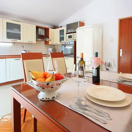 Ljiljanka 1 Apartment *